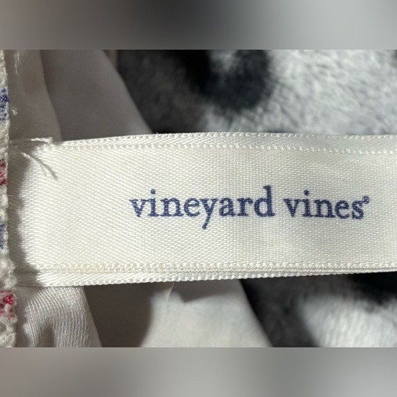 Women’s XL Vineyard Vines one-piece swimsuit - Picture 3 of 5